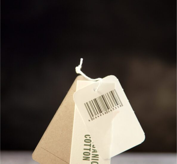 organic-cotton-clothing-labels-dark-background-min